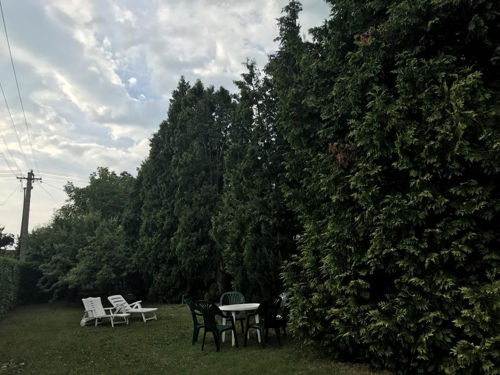 Maison d'hôtes Retro Haz à Balatonszabadi Fürdőtelep Extérieur photo