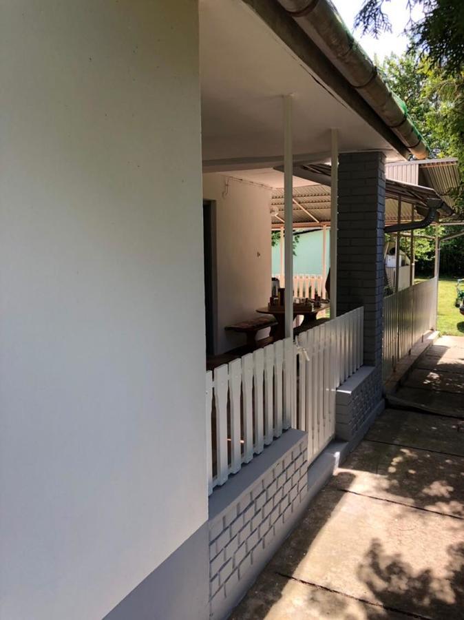 Maison d'hôtes Retro Haz à Balatonszabadi Fürdőtelep Extérieur photo