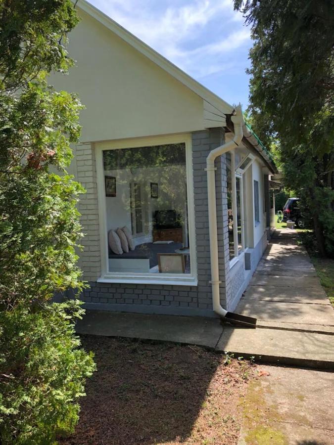 Maison d'hôtes Retro Haz à Balatonszabadi Fürdőtelep Extérieur photo