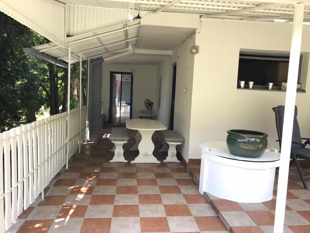 Maison d'hôtes Retro Haz à Balatonszabadi Fürdőtelep Extérieur photo